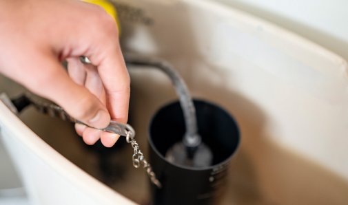 How to Manually Flush a Toilet